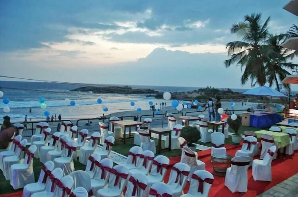 Фото Newton Neelakanta Boutique – Kovalam