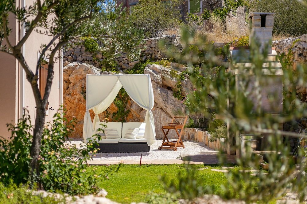 Фото Villa Helena