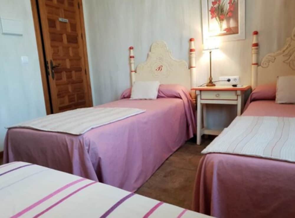 Фото Hotel Rural Molino la Boticaria