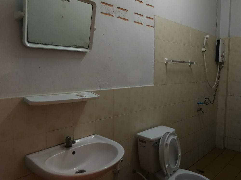 Фото Baan Pak Parichat-Sarun