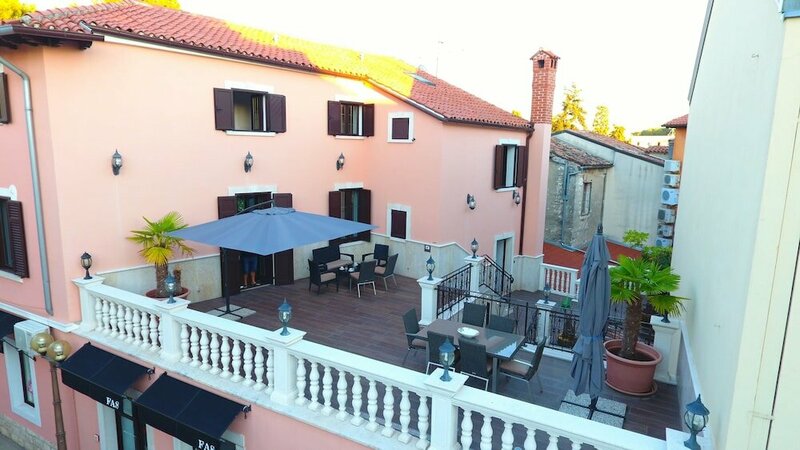 Гостиница Bed & Breakfast Villa Hasi в Порече