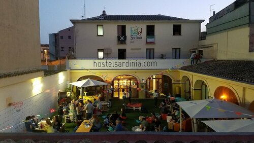 Хостел Hostel Sardinia в Куарту-Сант'Элена