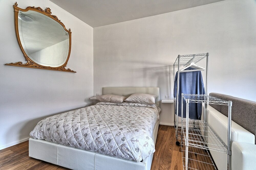 Фото Marina Apartments