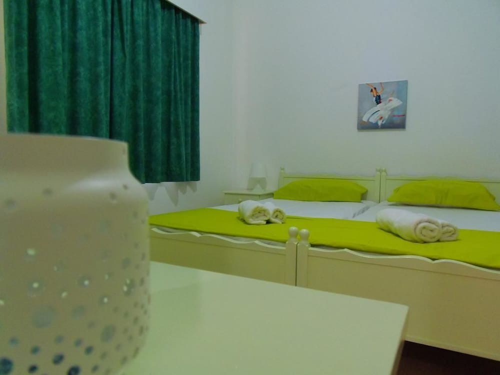 Фото Light & Blue Gardens Apartments