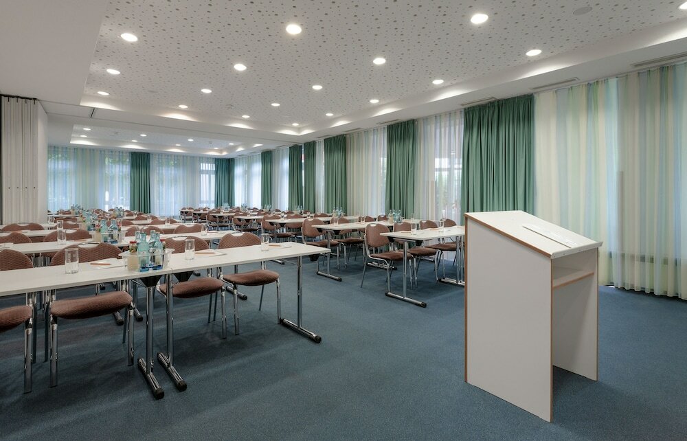 Фото Hotel Neustädter Hof