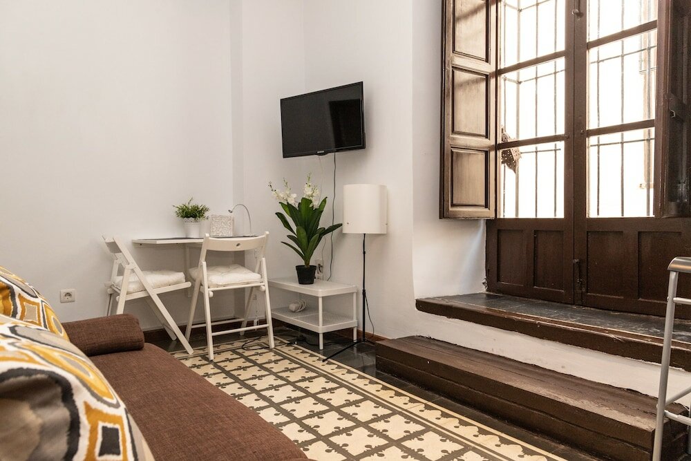 Фото Alhambra Sonder Apartments