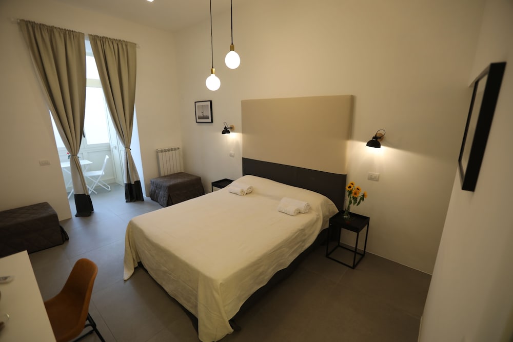 Фото The Station Napoli B&B