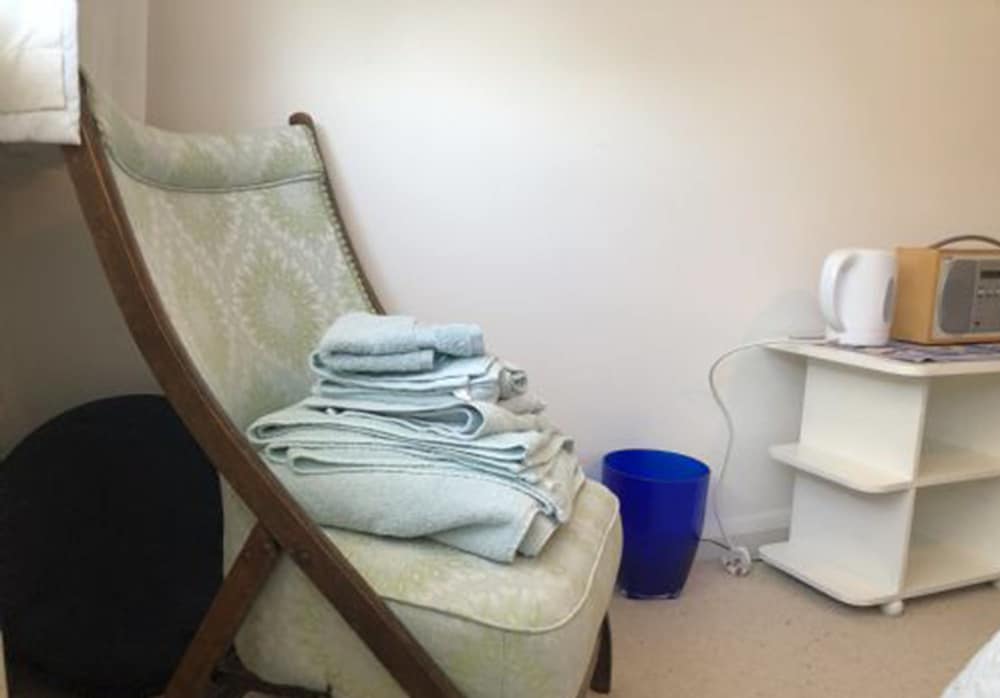 Фото Lakeside B&b