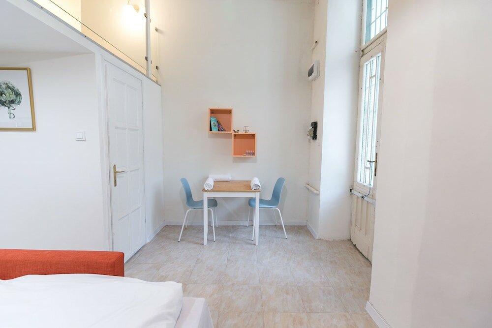 Фото Modern Ernesto II