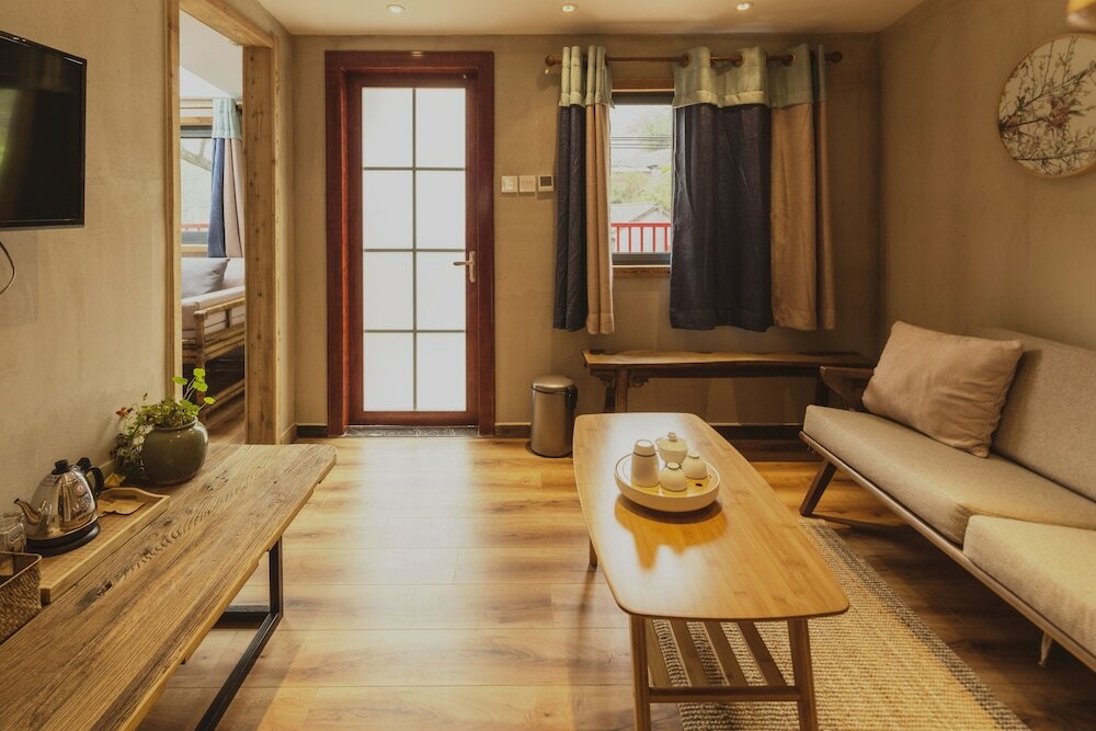 Фото Lotus Mountain Boutique Inn