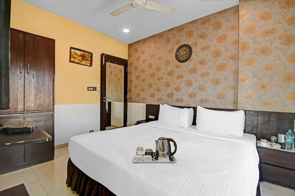 Фото Townhouse 727 Hotel The Platinum