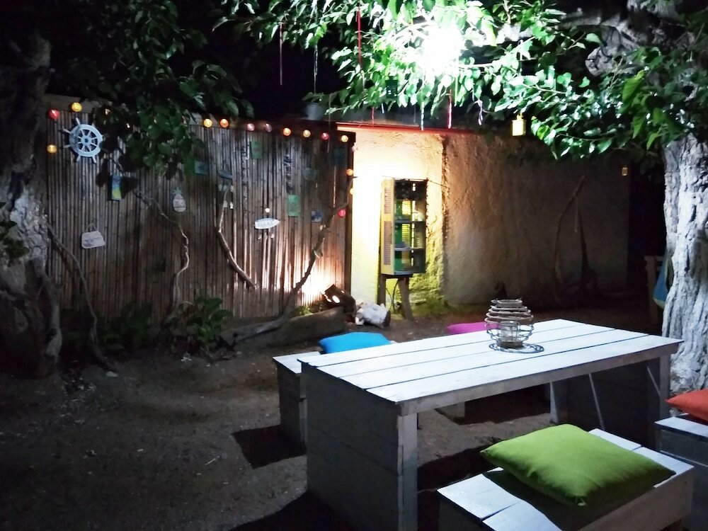 Фото Sarantakis Apartments