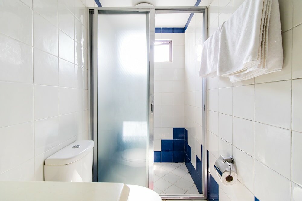 Фото Alcoves Greenbelt Park Place Makati