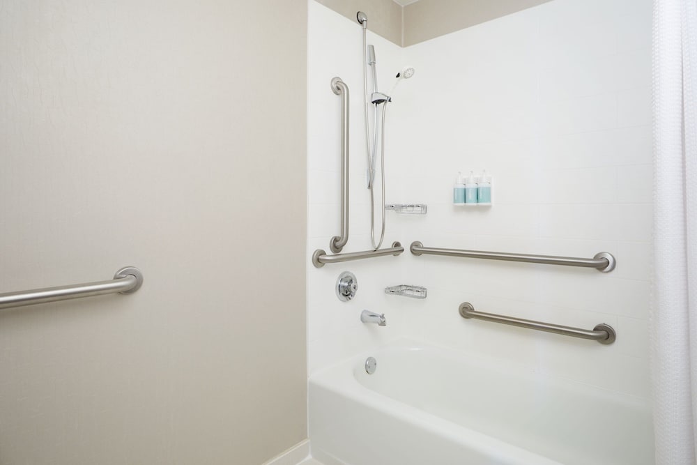 Фото SpringHill Suites St. Louis Brentwood