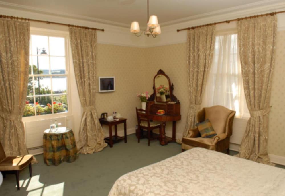 Фото Londonderry Arms Hotel