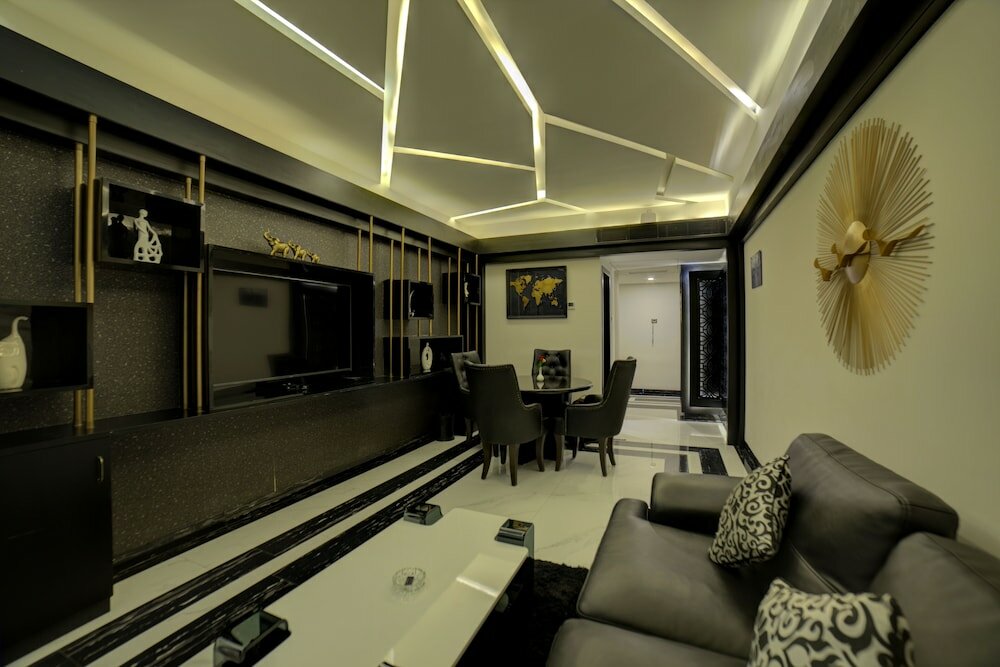 Фото Goldfinch Hotel Mangalore