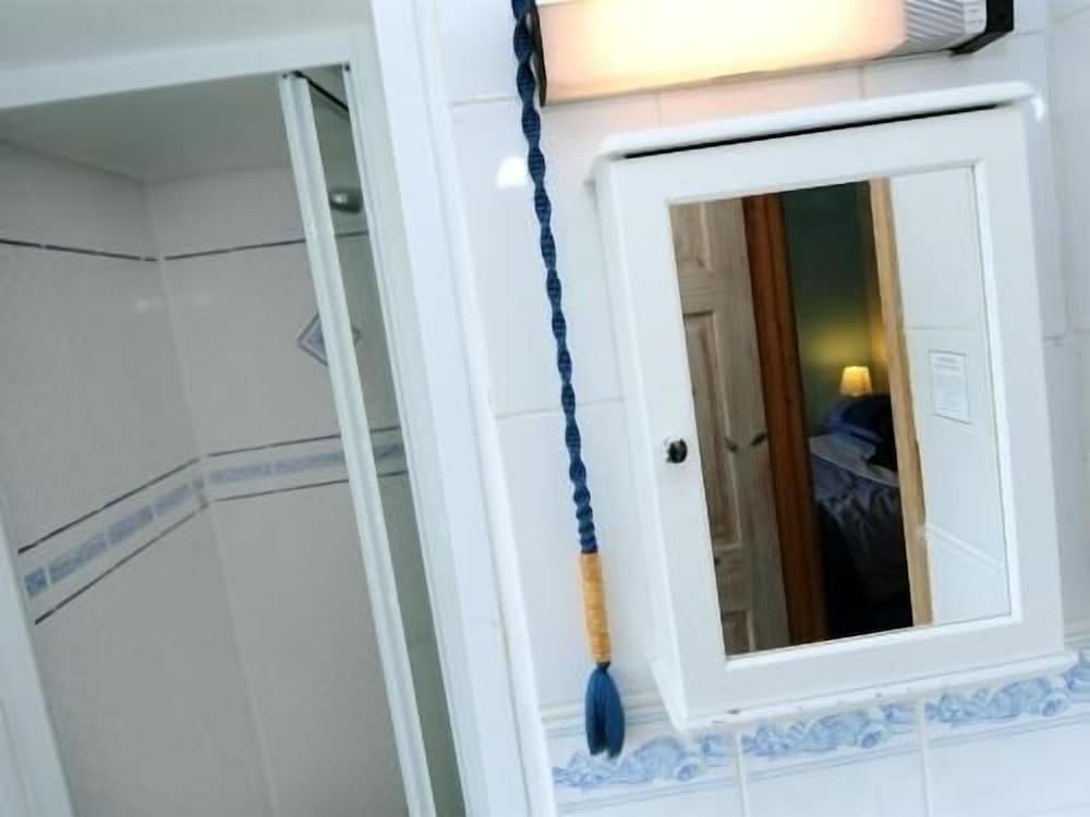 Фото The Driftwood Spars