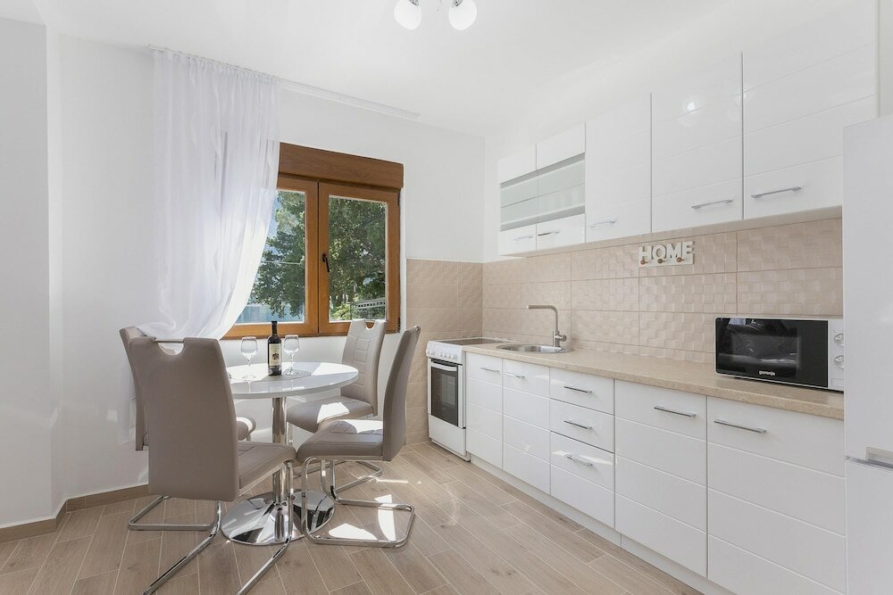 Фото Muo Sea Front Apartments Kotor