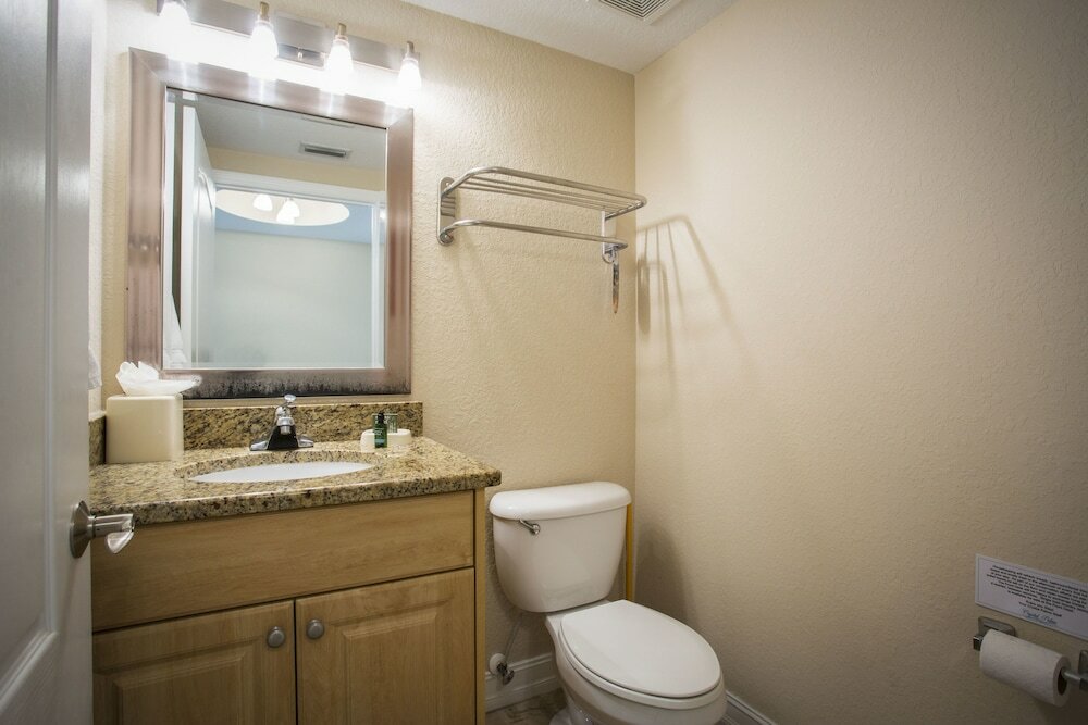 Фото Crystal Palms Beach Resort