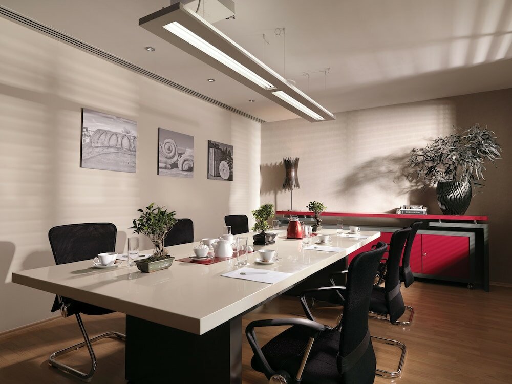 Фото Elefsina Hotel