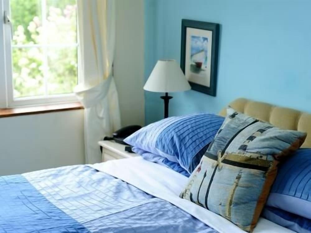 Фото The Driftwood Spars