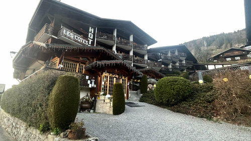 Внешний вид отеля Hôtel Loisirs Les Côtes, Résidence et Chalets в Морзине, фото 4