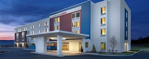 Гостиница SpringHill Suites by Marriott Oakland Airport в Окленде