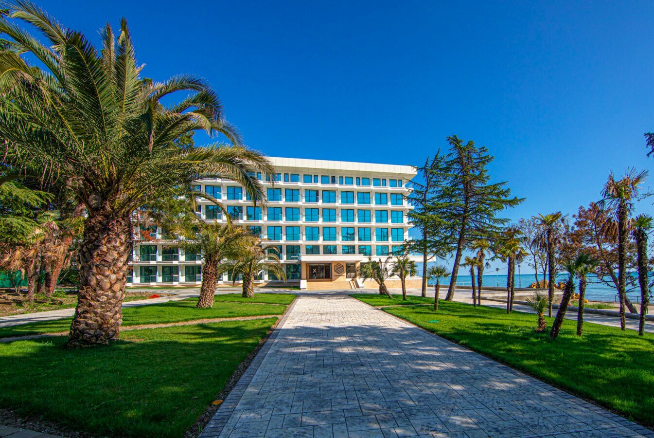 Фото отеля 2