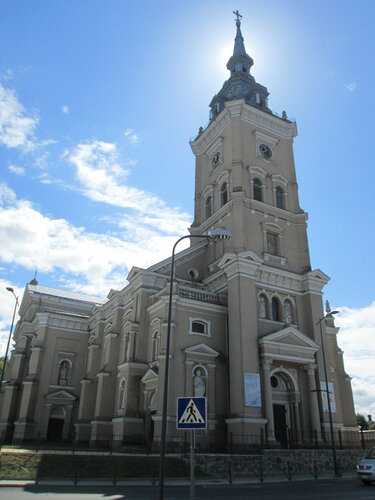 Catholic church Joniškio Švenčiausiosios Mergelės Marijos Ėmimo į dangų bažnyčia, Joniskis, photo