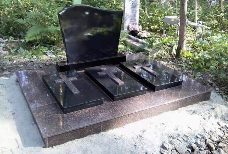 Изготовление памятников и надгробий Уральская мастерская памятников, Екатеринбург, фото