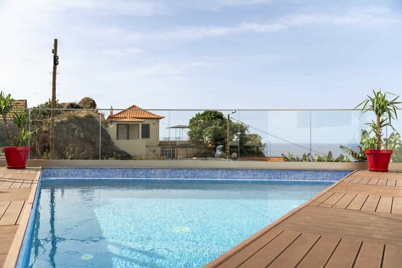 Гостиница Family Vacation With Private Pool - Vila Chu
