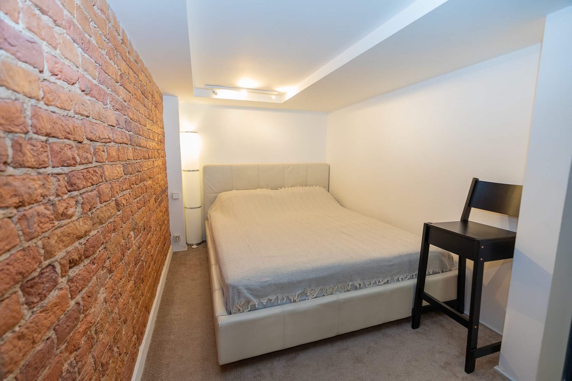 Фото ЛитераА Невский 68