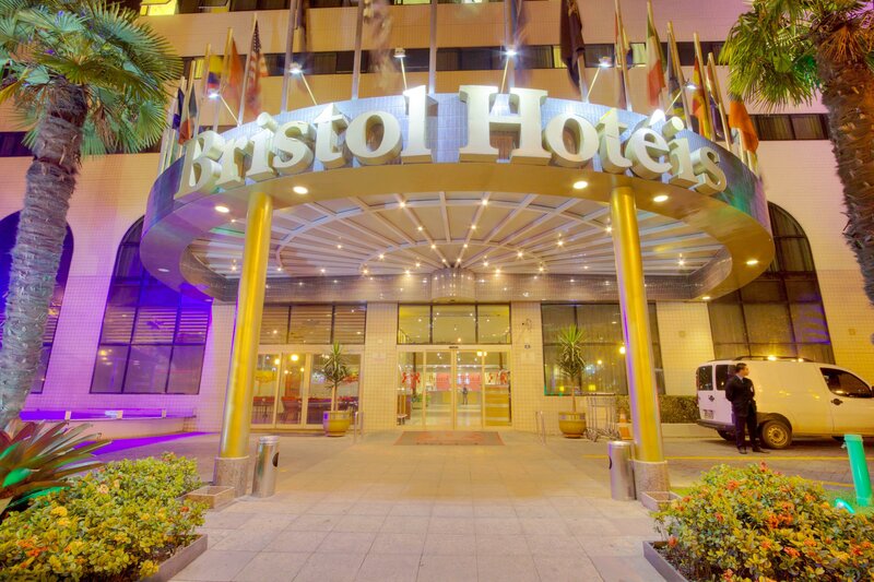 Гостиница Bristol International Airport Hotel  