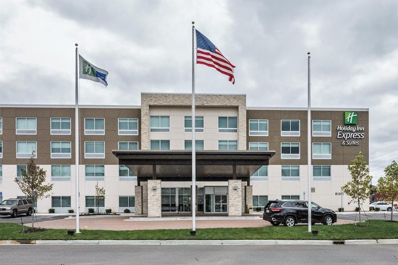 Фото Holiday Inn Express & Suites Allen Park, an Ihg Hotel