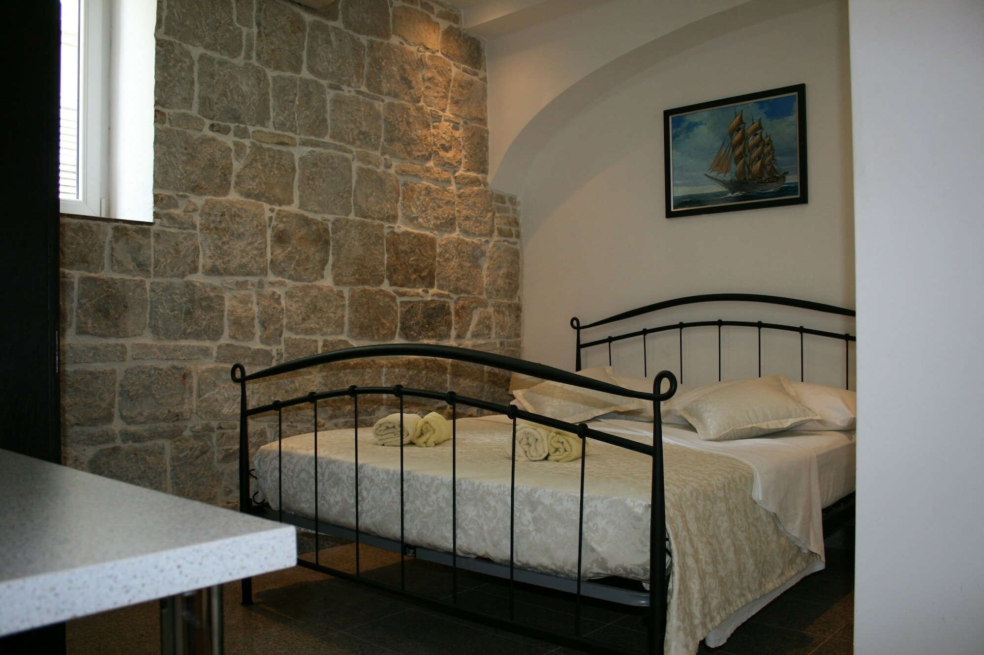 Фото Emily Rooms