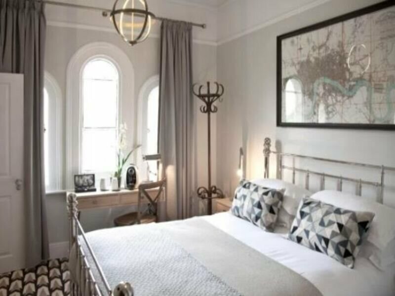 Фото The Warrington Hotel