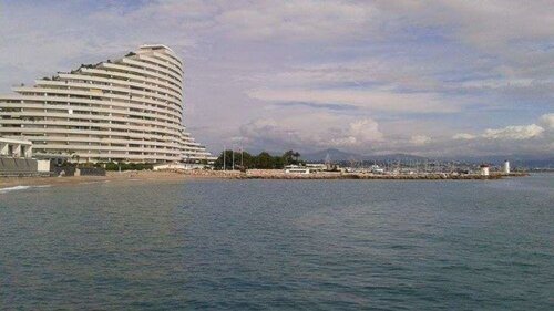 Гостиница hotelF1 Nice Villeneuve Loubet в Вильнёв-Лубе