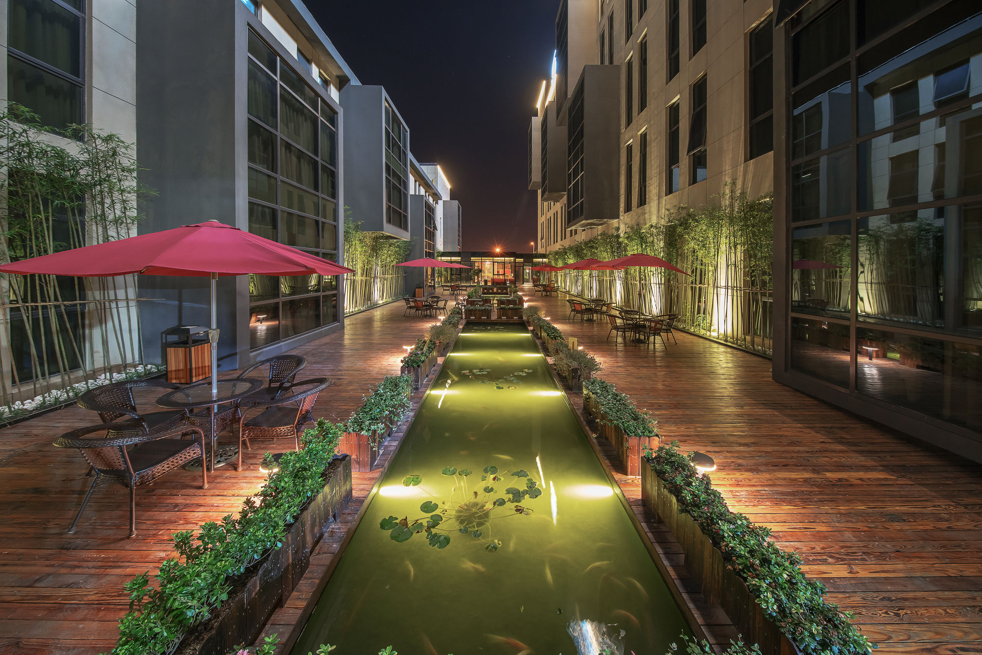 Фото Shanghai Best Boutique Hotel