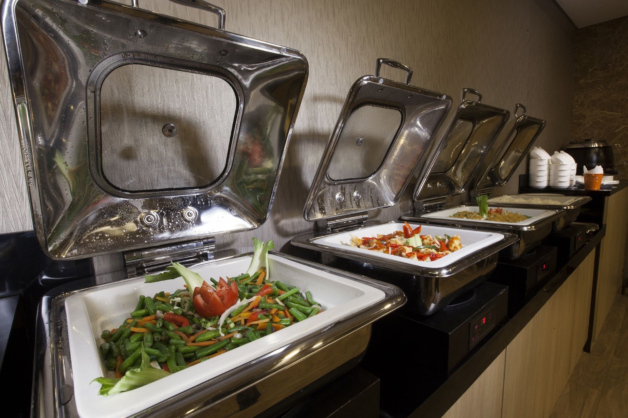 Фото Verse Lite Hotel Pembangunan