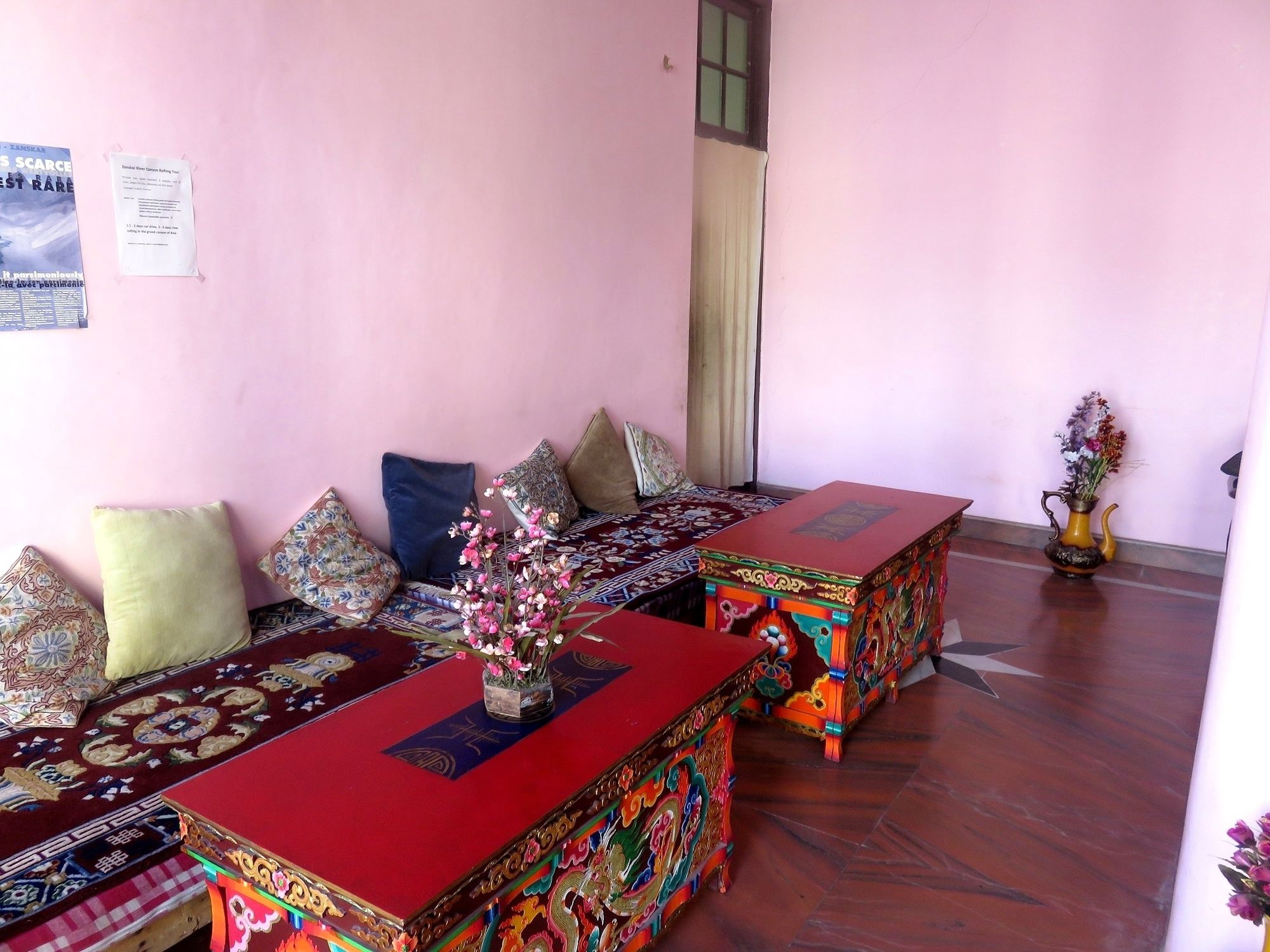 Фото Tih Hotel Maryul