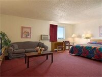 Фото Super 8 by Wyndham Raton