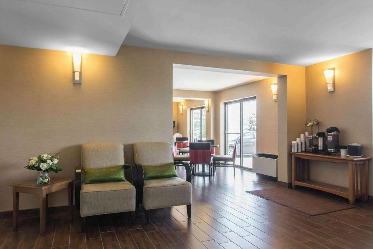 Фото Comfort Inn Dartmouth