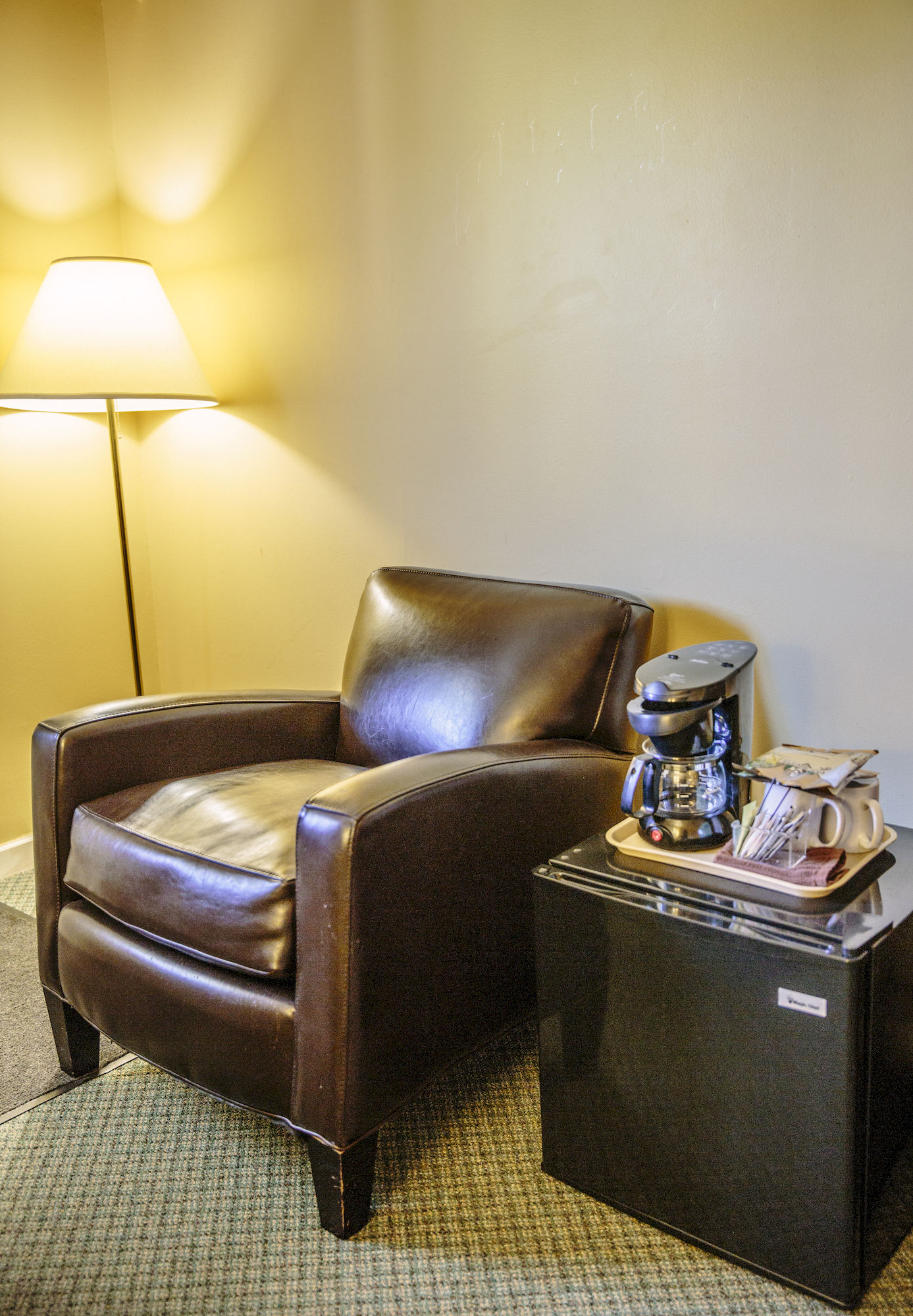 Фото Westward Inn & Suites