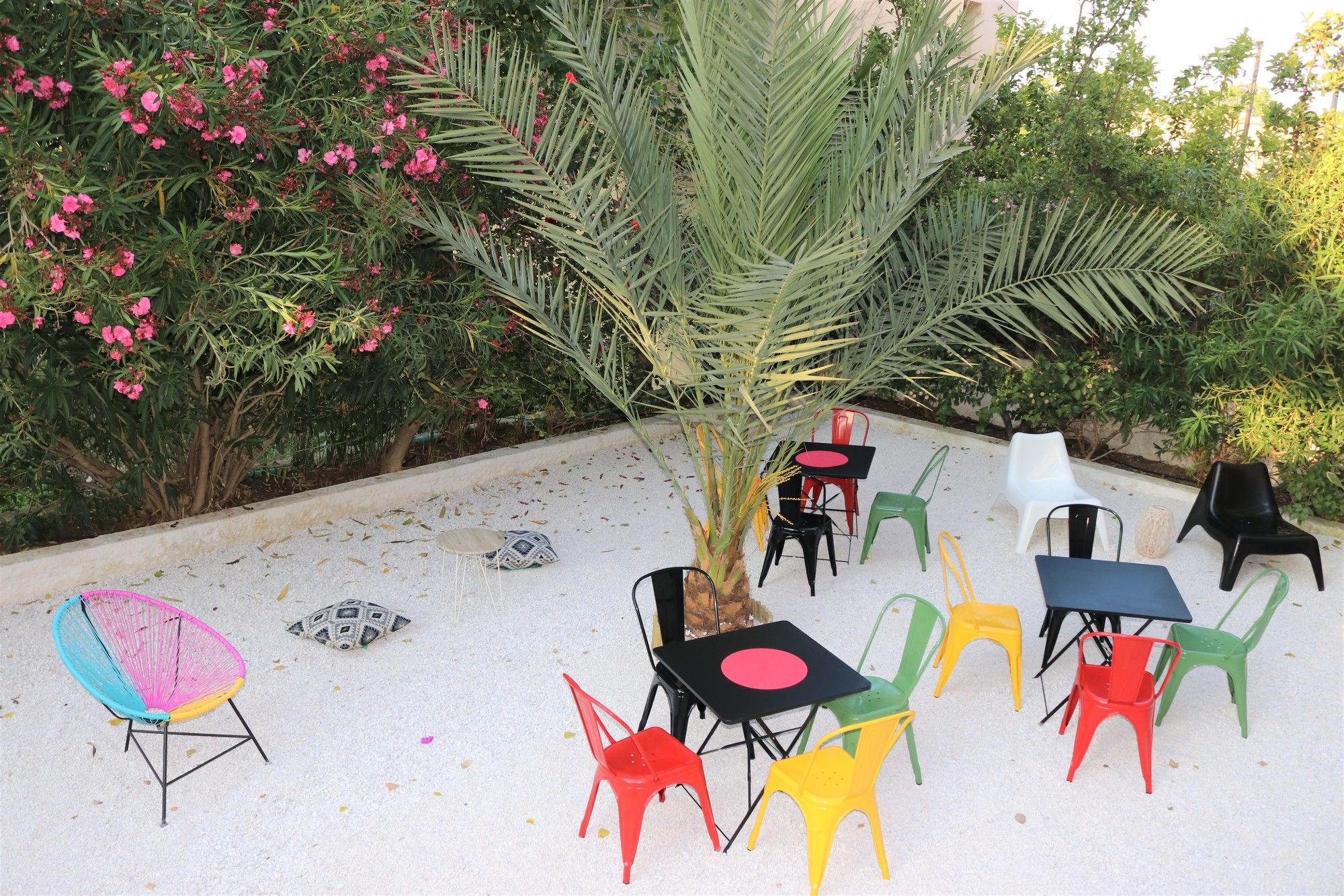 Фото The Bongos - Socially Conscious Rooms, Part of the room rate goes to charity