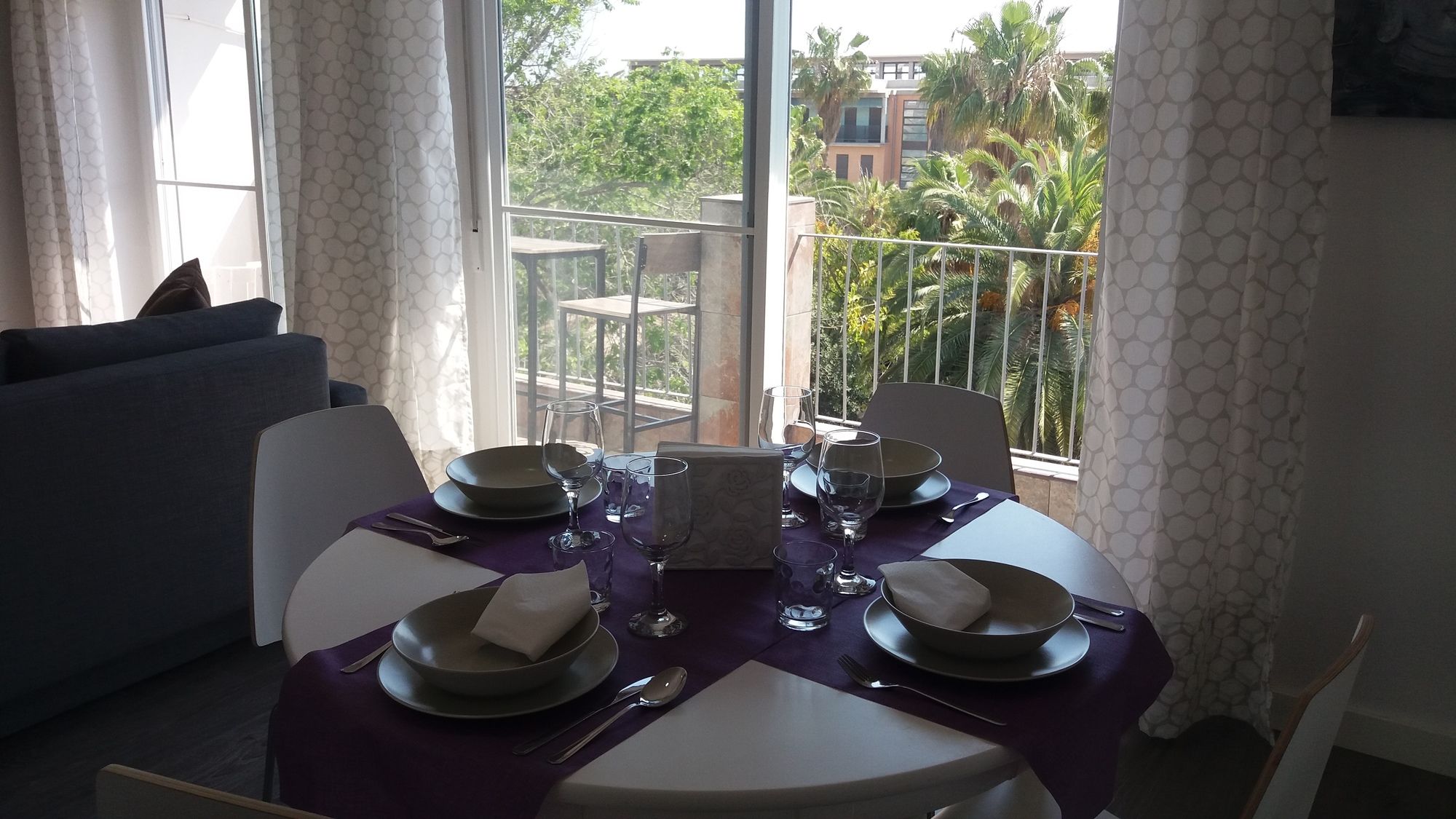 Фото Apartmentsuitespain Beach Economy