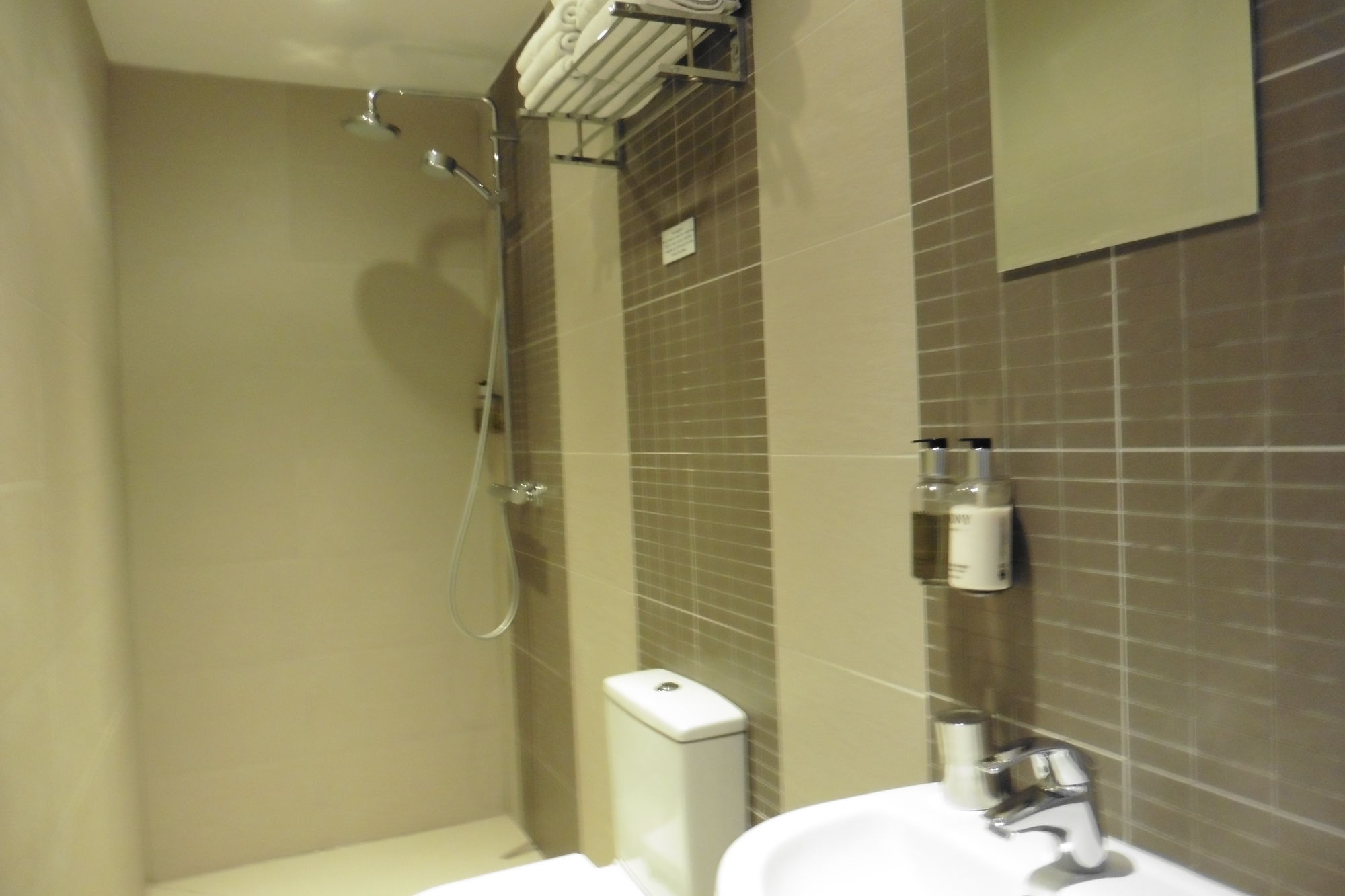 Фото Brighton Inn Boutique Guest Accommodation