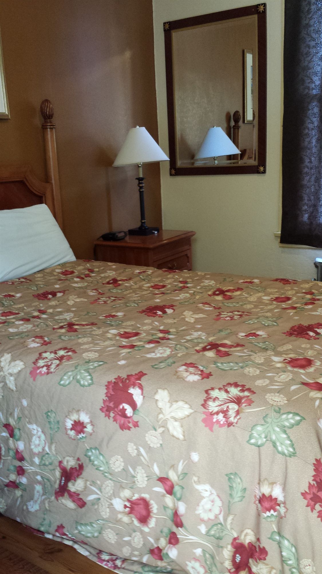 Фото El Capitan Hotel