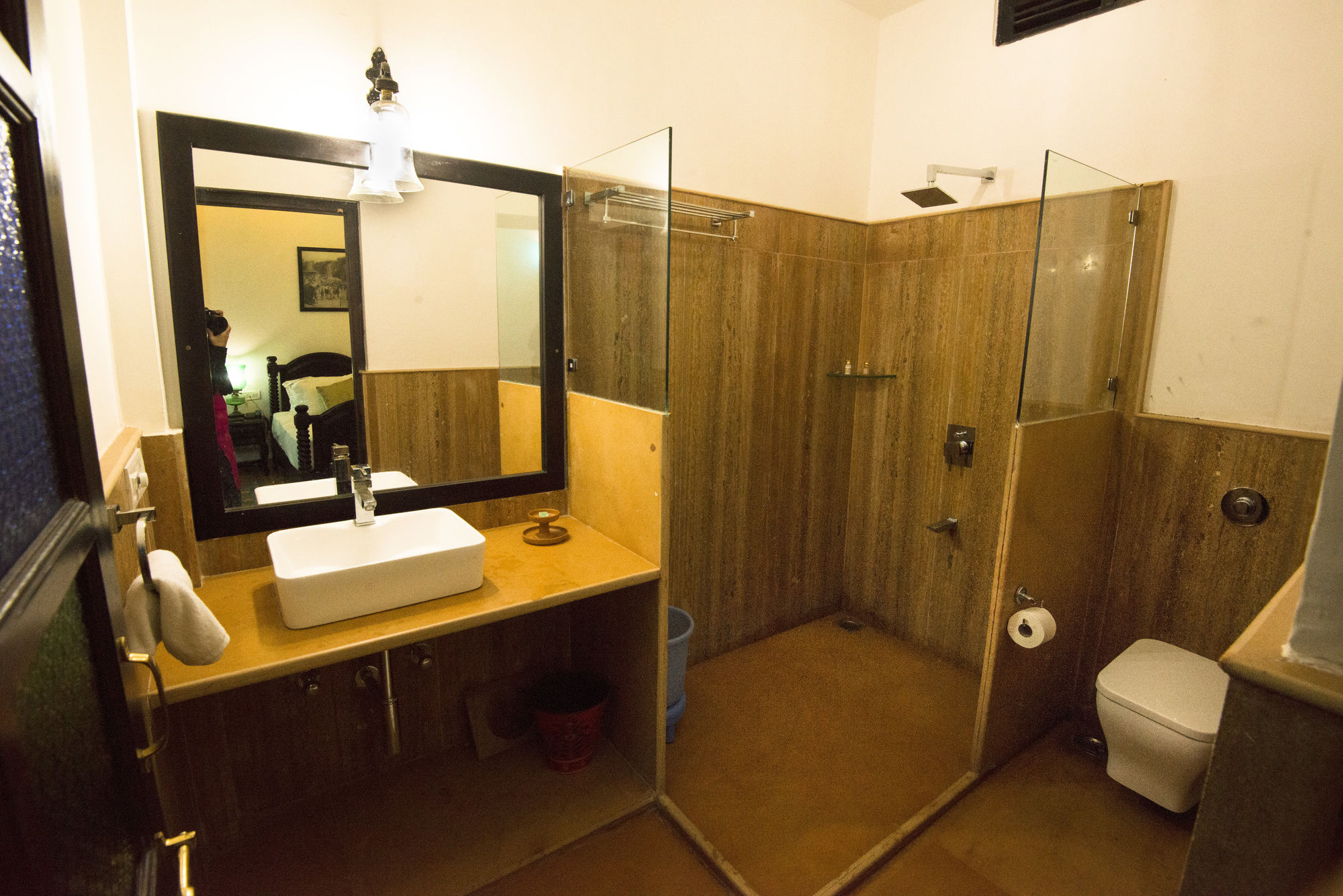 Фото The Golden House