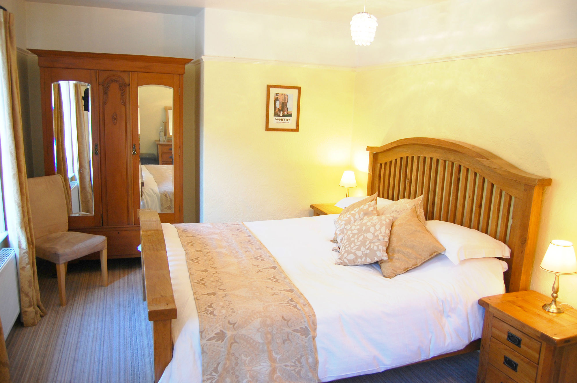 Фото Broomfield House