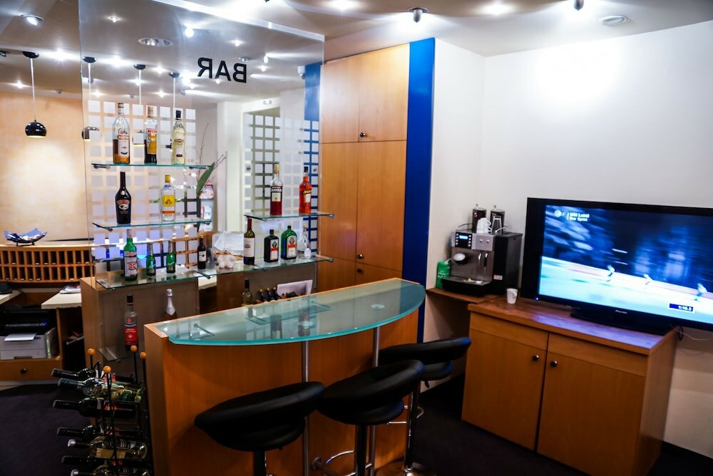 Фото Hotel Niederraeder Hof